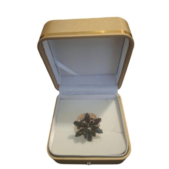 Fuchsia & Black Rhinestone Flower Rings - Picture 3 of 4